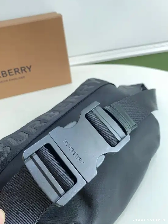 Official FirstBag Ru Bag Bum BURBERRY 0508